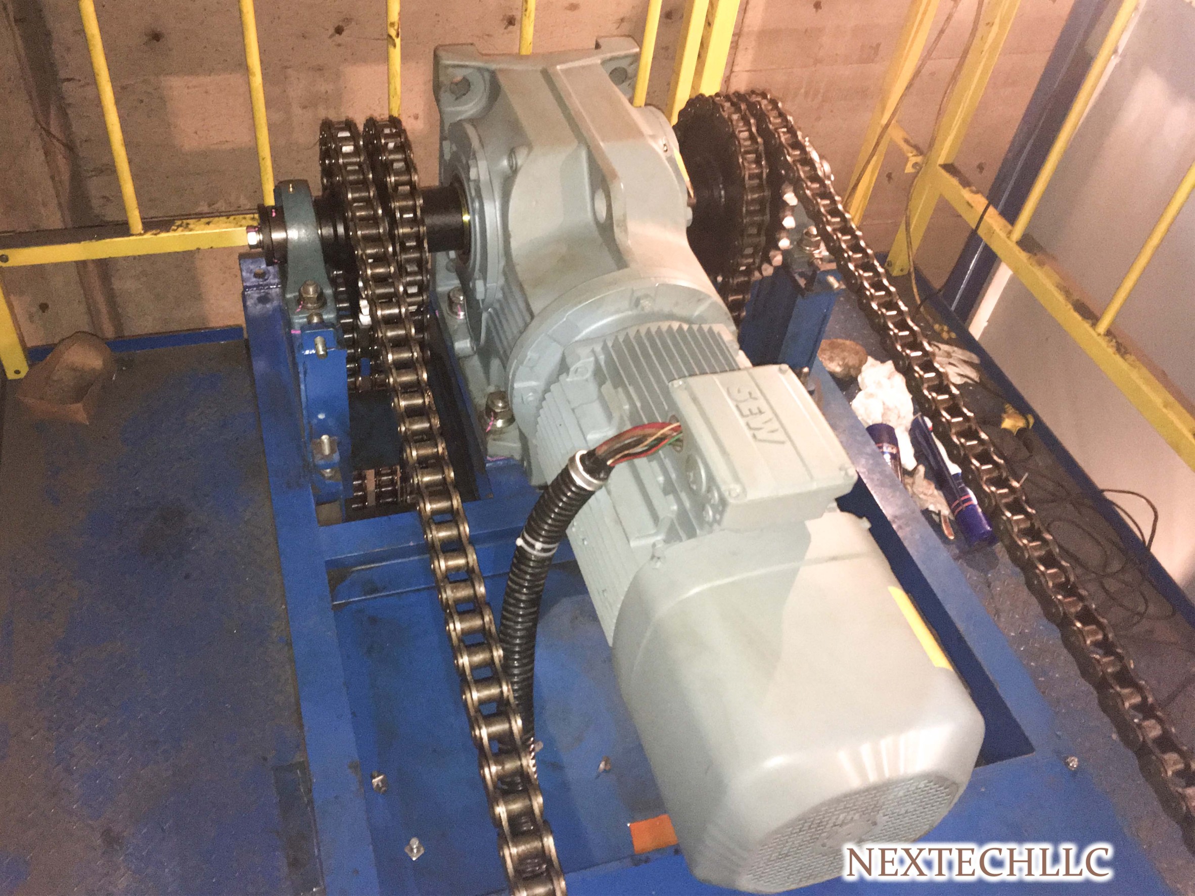 札幌市 昇降モーター減速機交換工事